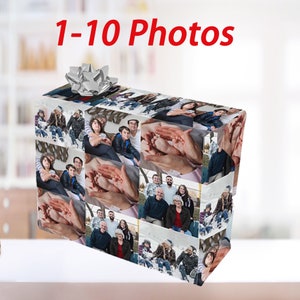 K&ouml;nnte beinhalten: Eine wei&szlig;e Geschenkbox, die mit einer Collage aus 10 Fotos einer Familie umwickelt ist. Die Fotos zeigen verschiedene Familienmitglieder, darunter Kinder, Erwachsene und ein Baby. Die Box ist mit einem silbernen Band gebunden.