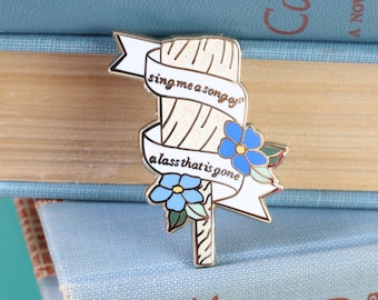 Ausgefallener Hard Enamel Pin | A Mädchen, die weg ist Bookish Emaille Pin