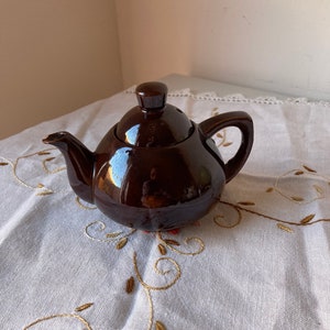 MING VILLAGE 染め付け　ティーポット MING VILLAGE 染め付け ティーポット MING VILLAGE 染め付け