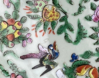 【専用ページ❗】中国古陶磁器　清朝清代　青華　鳥に草花図　高さ40.6cm　大壺 専用ページ❗】中国古陶磁器 清朝清代 青華 鳥に草花図 高