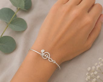 Treble Clef Bangle Bracelet: Silver Music Jewelry Gift