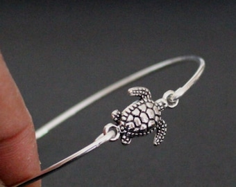 Sea Turtle Bangle Bracelet: Silver Tone Beach Jewelry