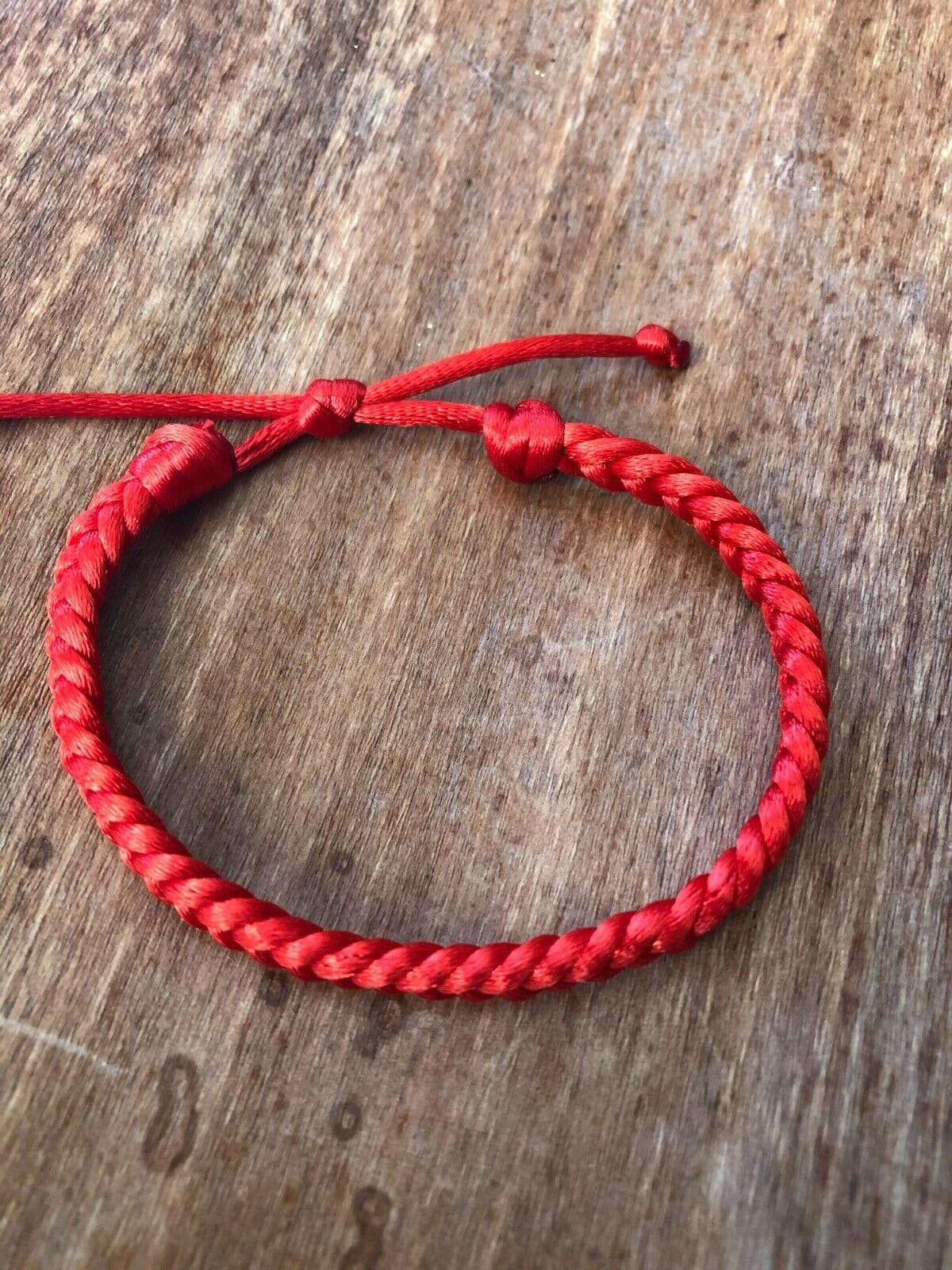 Braccialetto rosso portafortuna, braccialetto con corda rossa della Kabbalah, - Italia