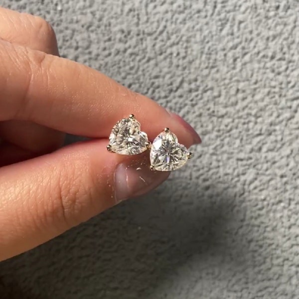 Moissanite Heart-Shaped Stud Earrings main image 1