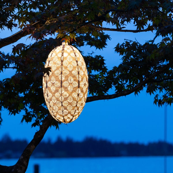 Indoor/Outdoor Tyvek® Fabric Pendant Lamp 22″ - Soji Stella Nova Geo Palm Pod Bright White