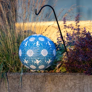 Soji Stella - Sunflower - 12&quot; Solar Lantern - Sapphire