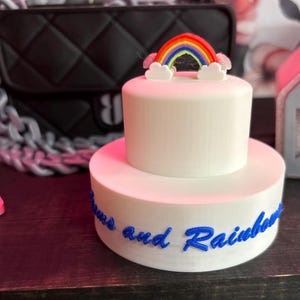 Exhibidor de pulseras apiladas