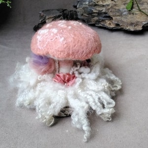 Small mushroom arrangement, pink and white, felted, handmade, mixed material art, autumn decoration, winter decoration, mushroom decoration