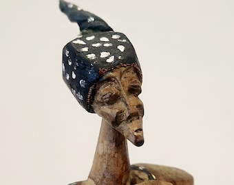 Vintage Exquisite Fine African Carving