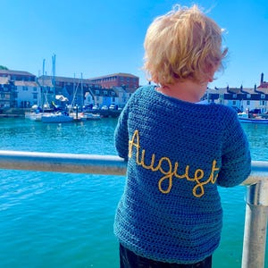 Personalised baby/kids handmade cardigan, new baby gift, baby’s coming home outfit, baby name cardigan, handmade children’s name cardigan image 18