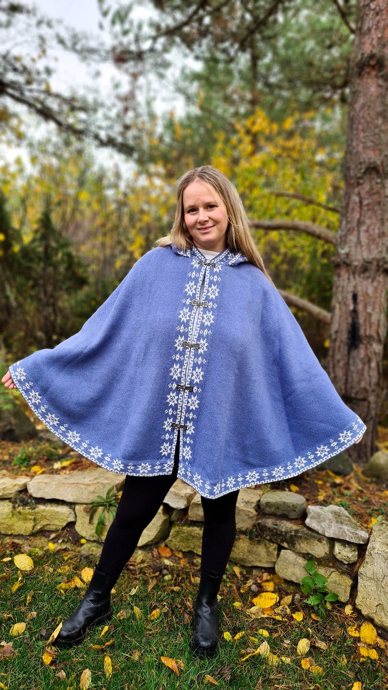 Knitted poncho with hood, Merino wool poncho, Fair Isle Nordic cape, Capes for Women, Nordic Sweater Poncho, Warm knitted cape for her image 4