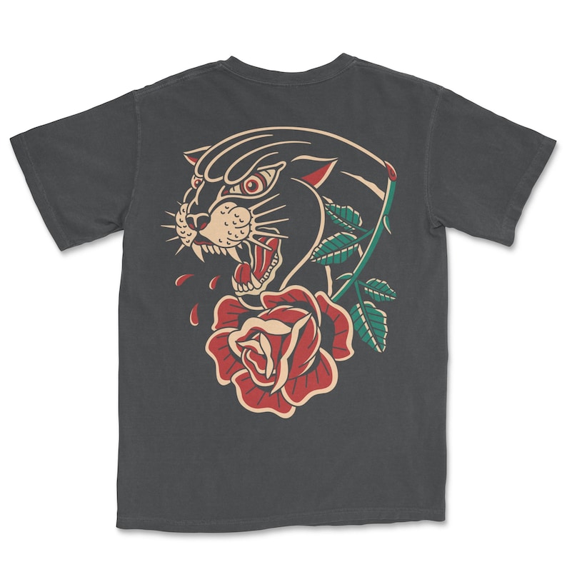Traditional flash-style graphic tee with panther and rose design, vintage tattoo streetwear shirt with old school tattoo flash art, panther rose t-shirt