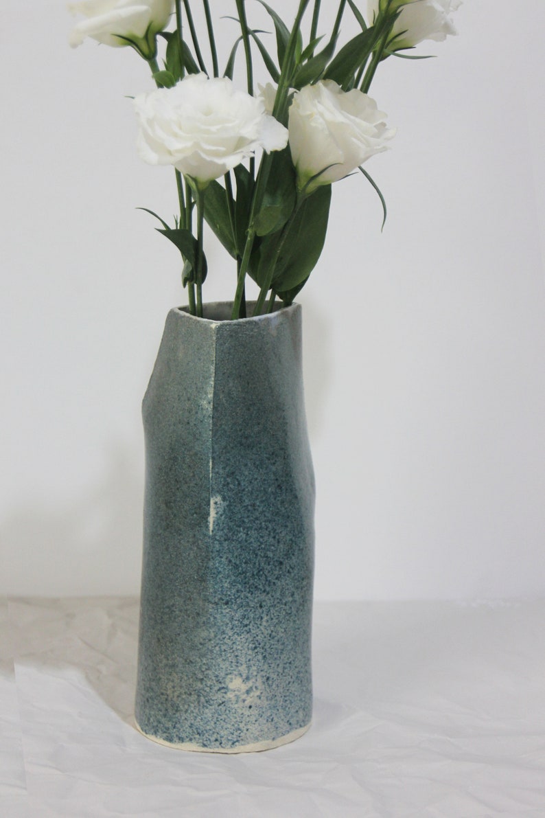 Home decoration Home Gift Asymmetrical Ceramic vase Uneven Spraying Blue Glaze
