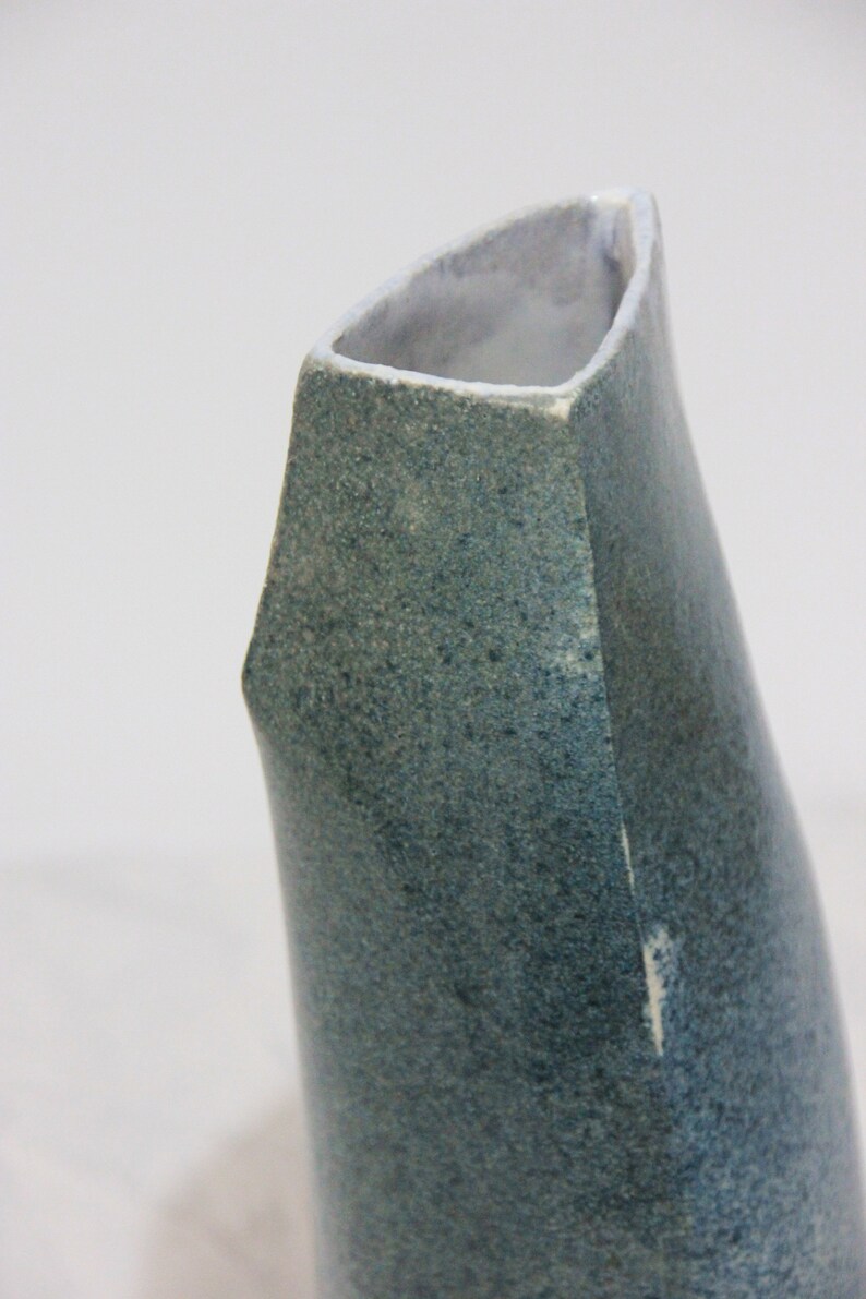 Home decoration Home Gift Asymmetrical Ceramic vase Uneven Spraying Blue Glaze