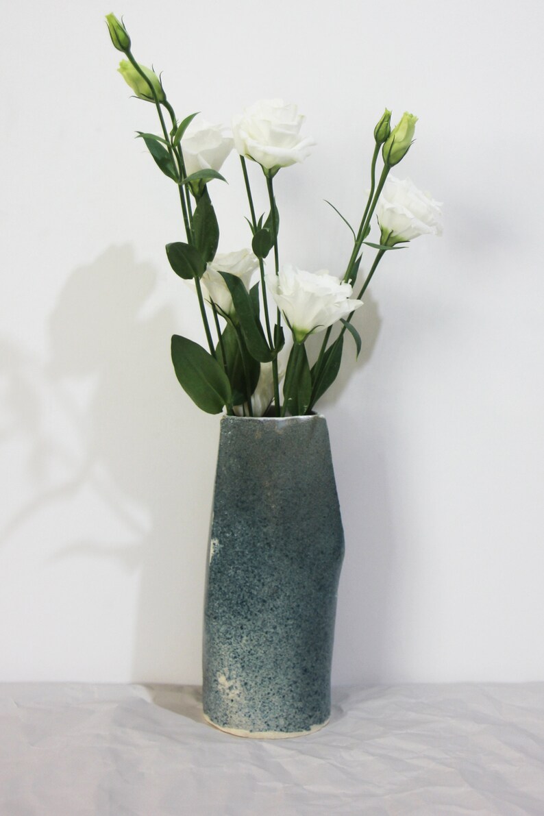 Home decoration Home Gift Asymmetrical Ceramic vase Uneven Spraying Blue Glaze