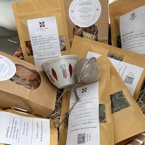 COFFRET DE NÖEL Thé et cookies Jordaniens./ quantité limitée/ #CadeauOriginal #ThéArtisanal #NoëlMagique