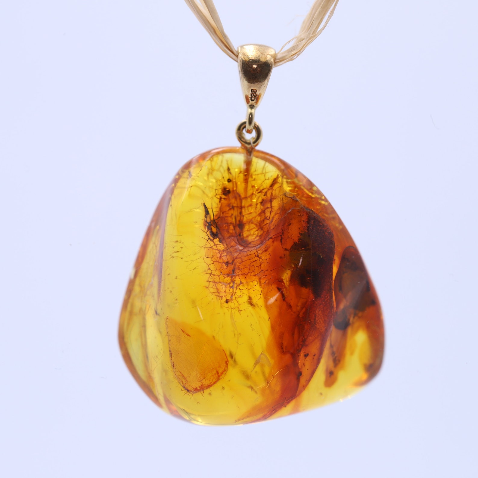 Yellow amber necklace Clearance