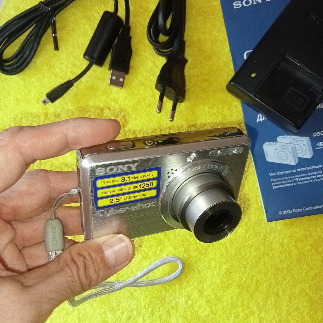 Sony Cybershot DSCS780 Carl Zeiss Optics 8.1MP a Stylish Etsy
