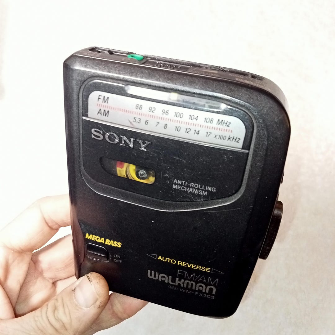 ポータブルプレーヤー SONY WM-FX303 Sony Walkman WM-FX303, Working Cassette Radio, Cassette Player