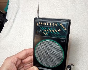 Sony ICF-P26 AM/FM Portable Pocket Radio, Black Vertical - Etsy Canada