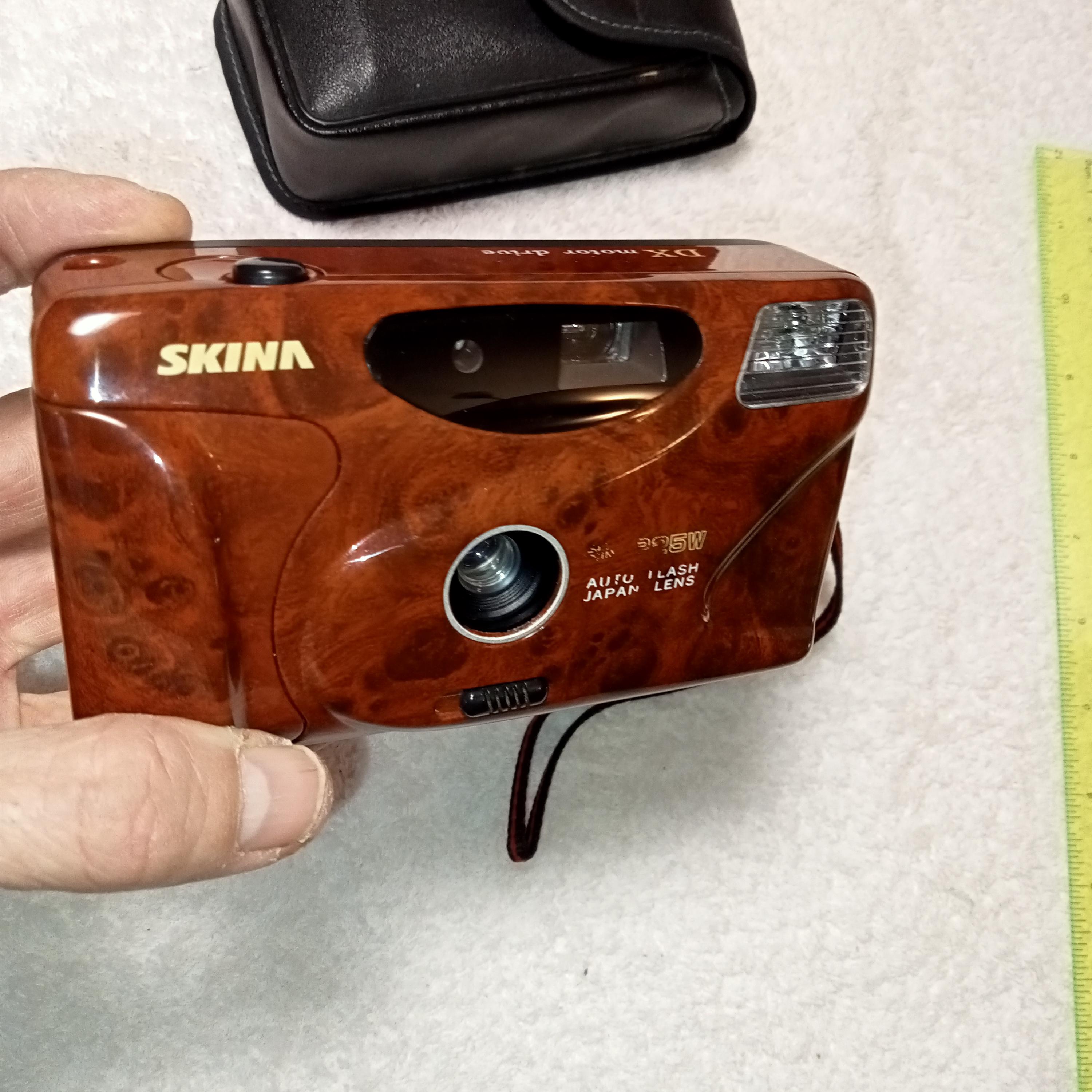 Working Vintage Beginner Film Camera Skina AW-225W Auto Focus / Lens JAPAN / Shoot Film 35mm DX Camera Point Shoot Camera Compact