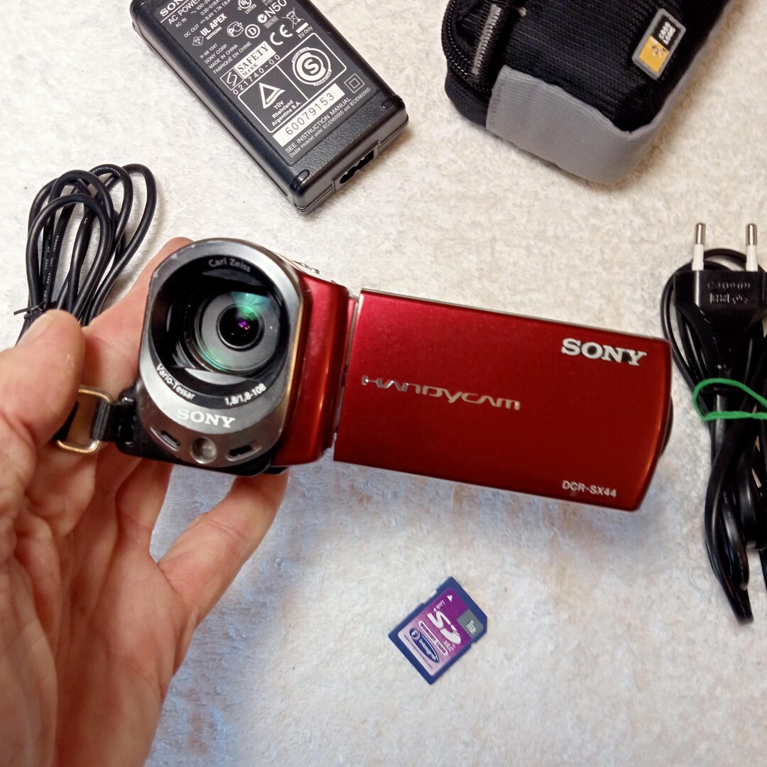 Working Cherry Digital Video Camera Sony DCR-SX44E, PAL, Internal ...
