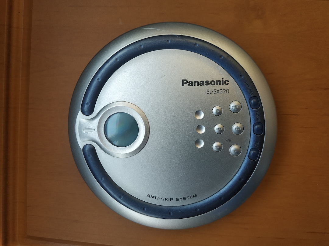 Working CD Player Panasonic SL-SX320, Made in Japan, Osaka