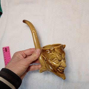 Pipa de fumar decorativa de cerámica soviética. Mefistófeles. Diablo. Sátiro. Estilo vintage de los años 70. Recuerdo de mesa de la URSS. Decoración para el hogar. Diablo de la URSS.