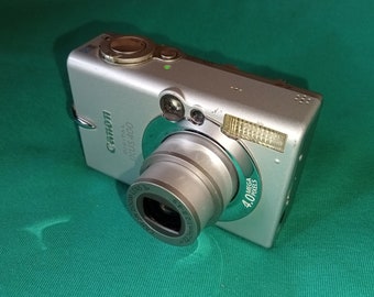 Working Digital Camera, Canon PowerShot Digital IXUS 400, 4MP Digital Camera, 3.6x Optical Zoom, Original Elegant Camera