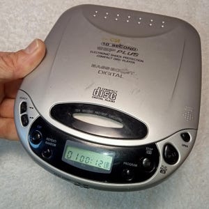 Working vintage CD player, Disman Clatronic CDP440CK,retro player,compact,Soviet era,collectible player,decor