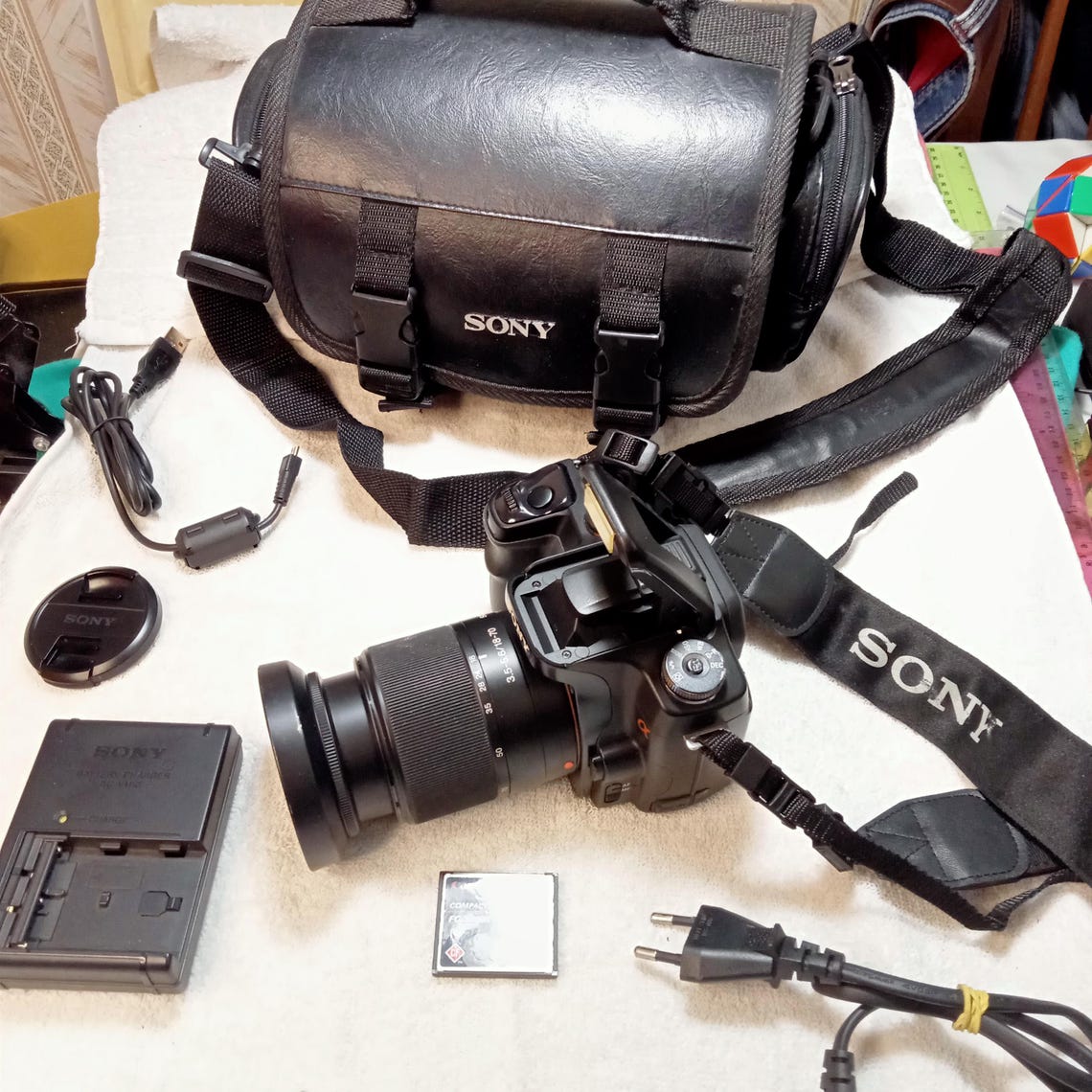 Sony Alpha 100, foto 2 di 5