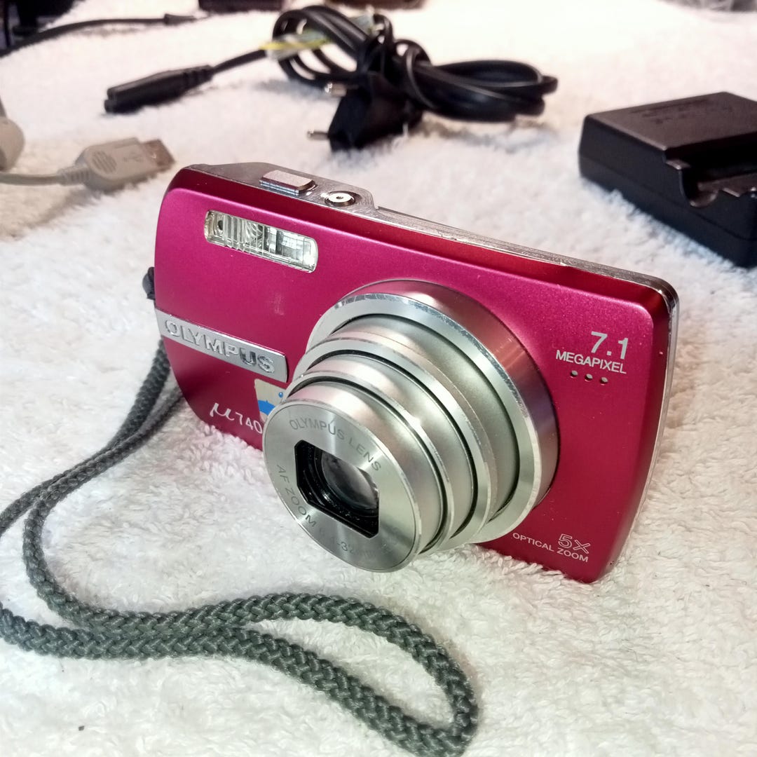 Working Red Olympus Mju740 , Digital Camera With 5x Optical Zoom ...