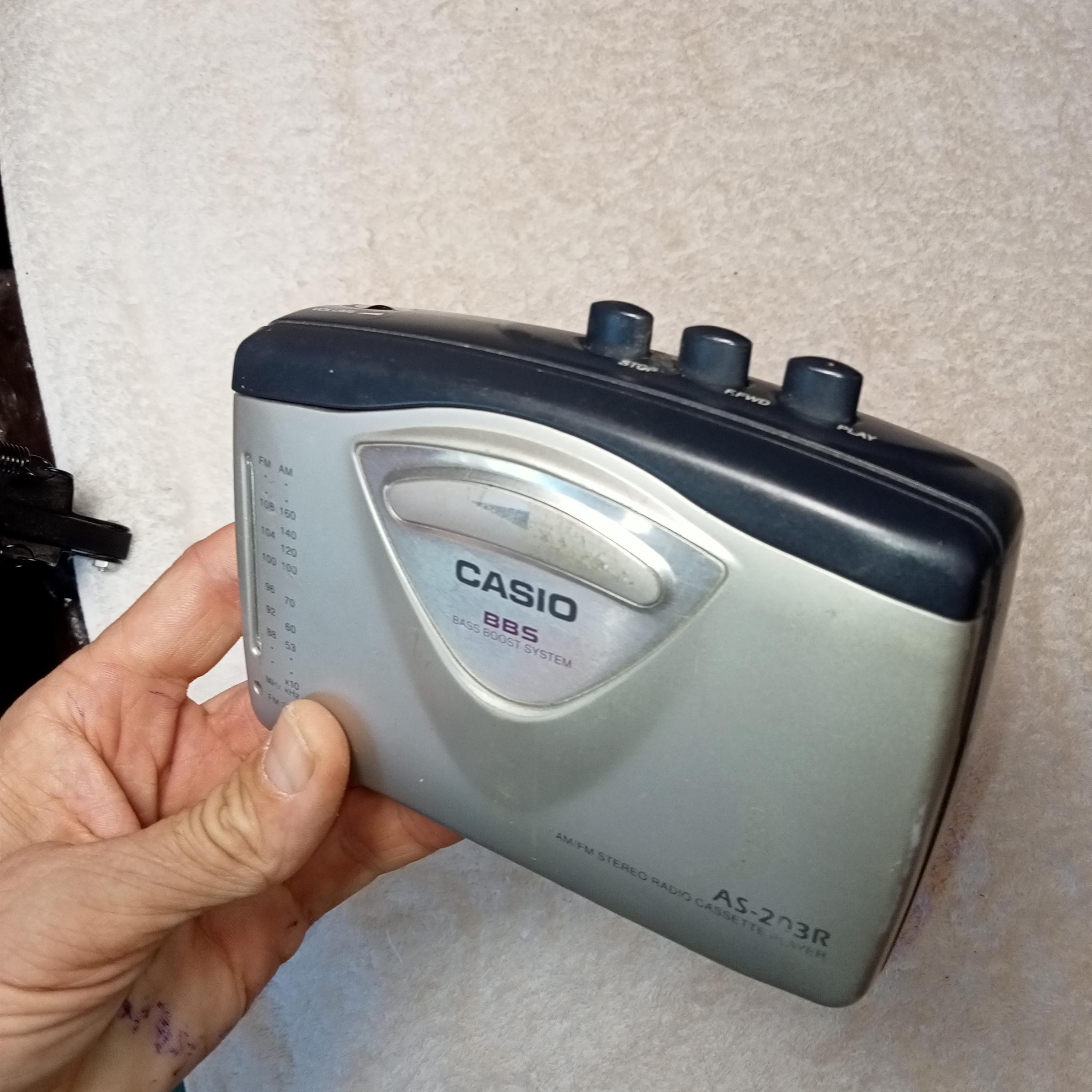 Mini enregistreur à cassettes Casio AS-203R, lecteur radio à cassette stéréo AM/FM, lecteur radio à cassettes vintage élégant