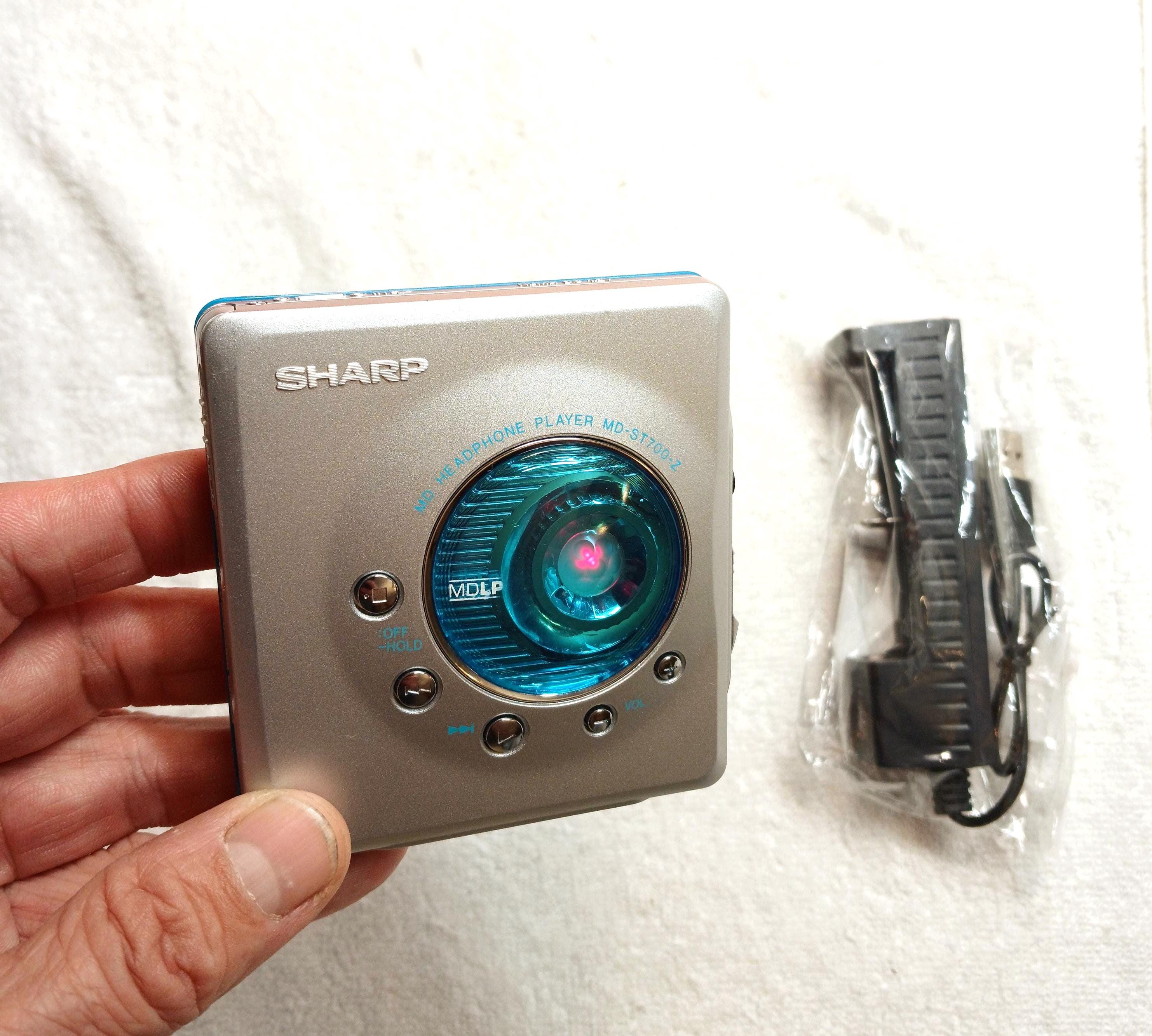 Working Sharp MD-ST700-Z Minidisc Player Silver Retro MD Walkman