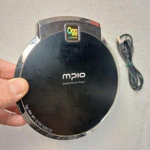 TESTED/WORKING Vintage Mpio CL200 Portable Multi Codec CD MP3 Player Ogg Vorbis Support, Rare Y2K , Retro Discman Walkman Style,no battery