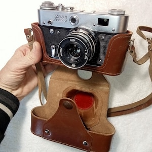 Working vintage Soviet film camera FED 3 with Industar-61 L/D f2.8 52 mm lens.Antique35mm camera USSR.M39thread identical to Leica thread