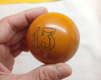 Vintage bakelit biljardboll nr 13, antik bärnstensfärgad poolboll nr 13, tidigt 1900-tal katalansk fenolhartsboll, dekoration för man cave i spelrum