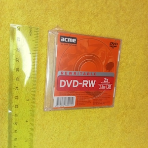 Sealed 8cm mini DVD video disc, DVD-RW, 2x, 1.4 gb, 30 min, recordable disc, Vintage Camcorder Mini Disc