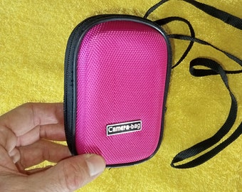 Camera bag,pink case for digital camera, vintage case for digital camera, black inside, with the possibility of fastening on a belt