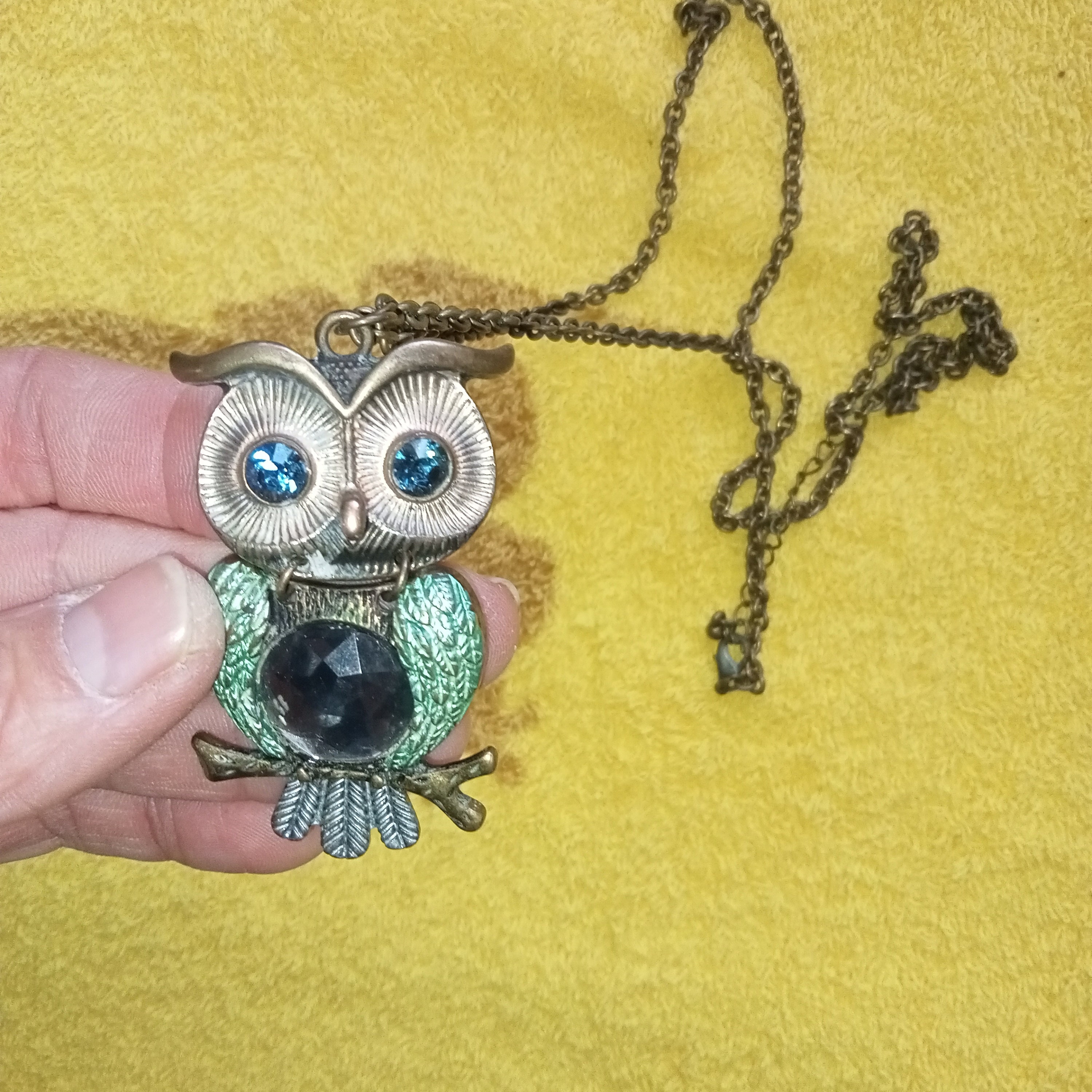 Owl vintage pendant.Rare brass owl with chain,decoration on the neck,original jewelry symbol of wisd