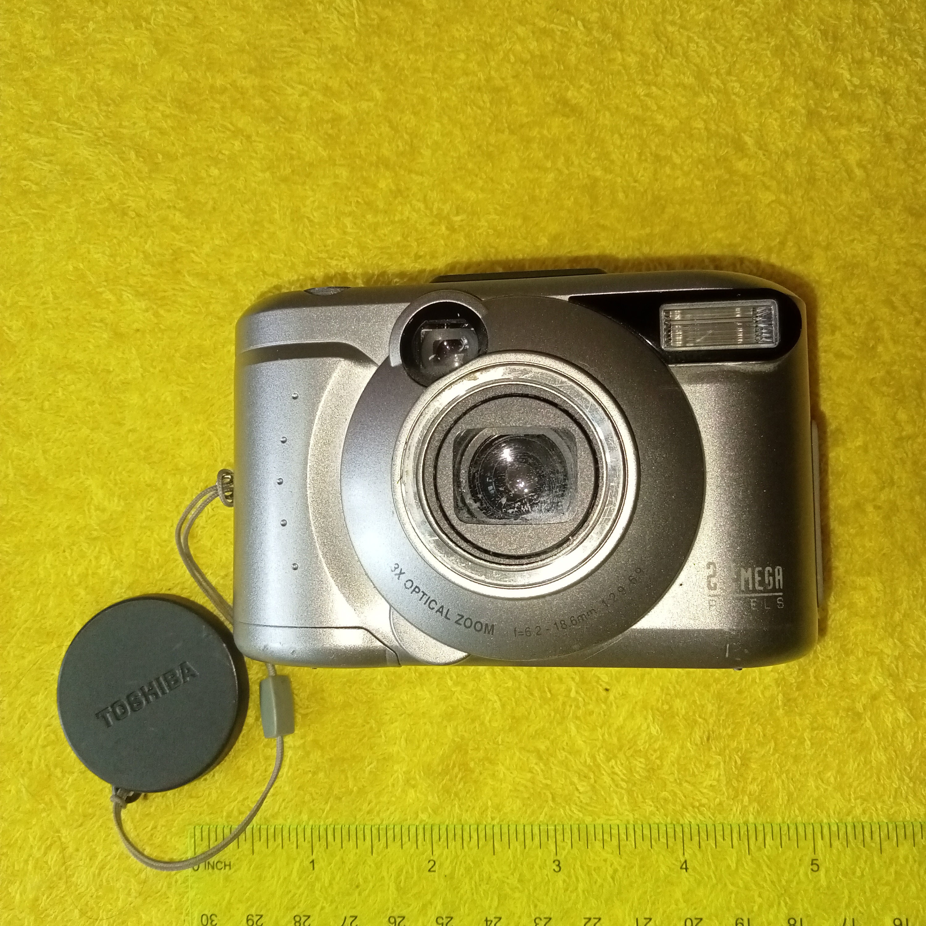 TOSHIBA デジタルカメラ シルバー Rare Vintage 1999 Toshiba Digital Camera PDR-M5 2.1 MP Camera Only