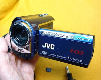 JVC GZ-VX755BAH: HD Everio Digital Video Camera (sd 32) Gb Wi-fi
