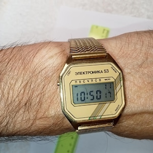 Watch Working Vintage,Electronics 53,electronic watch,Soviet men&#39;s wrist watch,stylish vintage watch,Quartz watch,USSR, Gift for him