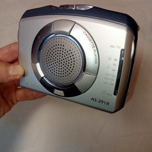 Funktionierender Mini-Kassettenrekorder Casio AS-291R, Vintage, AM/FM-Stereo-Kassettenradio-Player