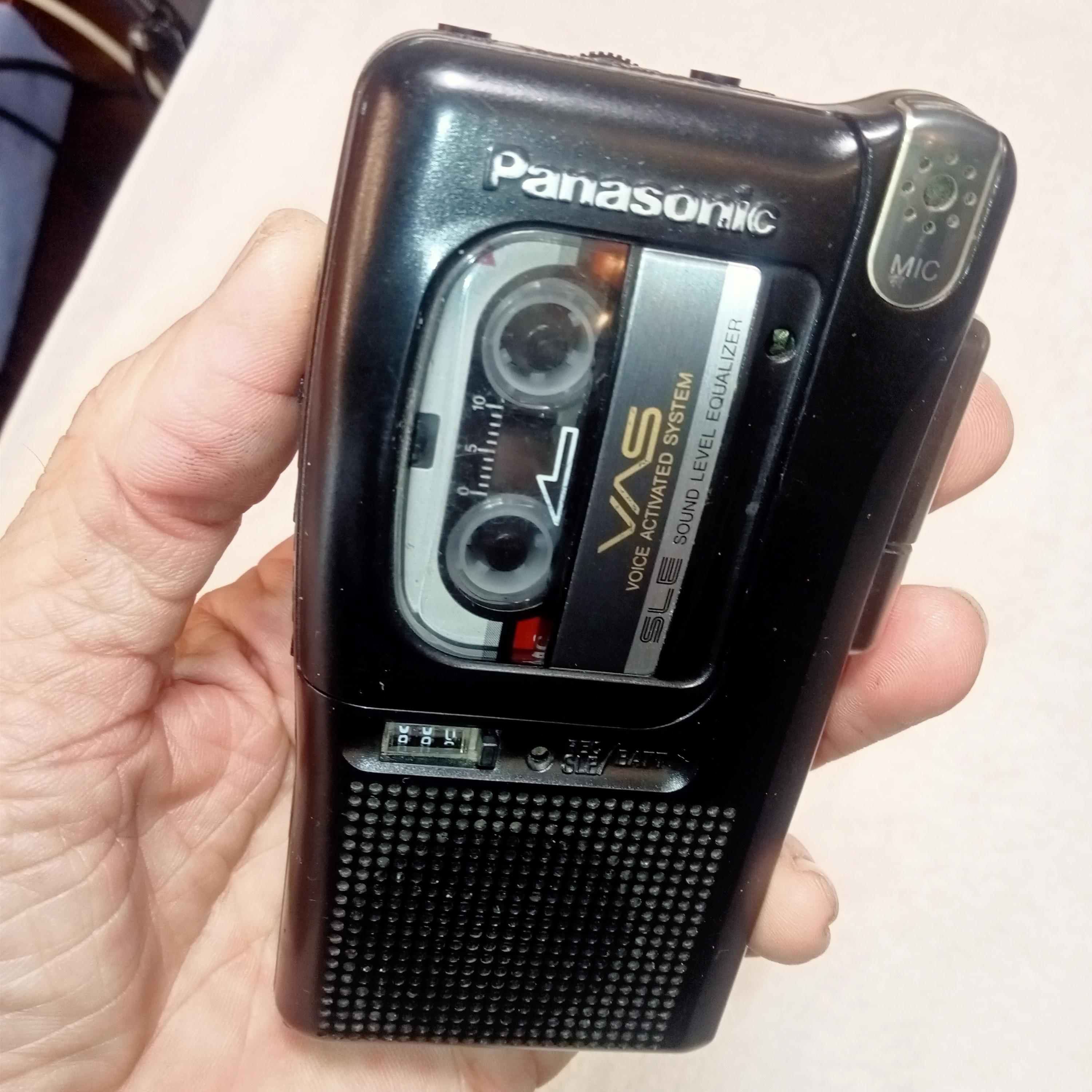 Working Microcassette Tape Recorder Panasonic RN-502, 2 Speeds