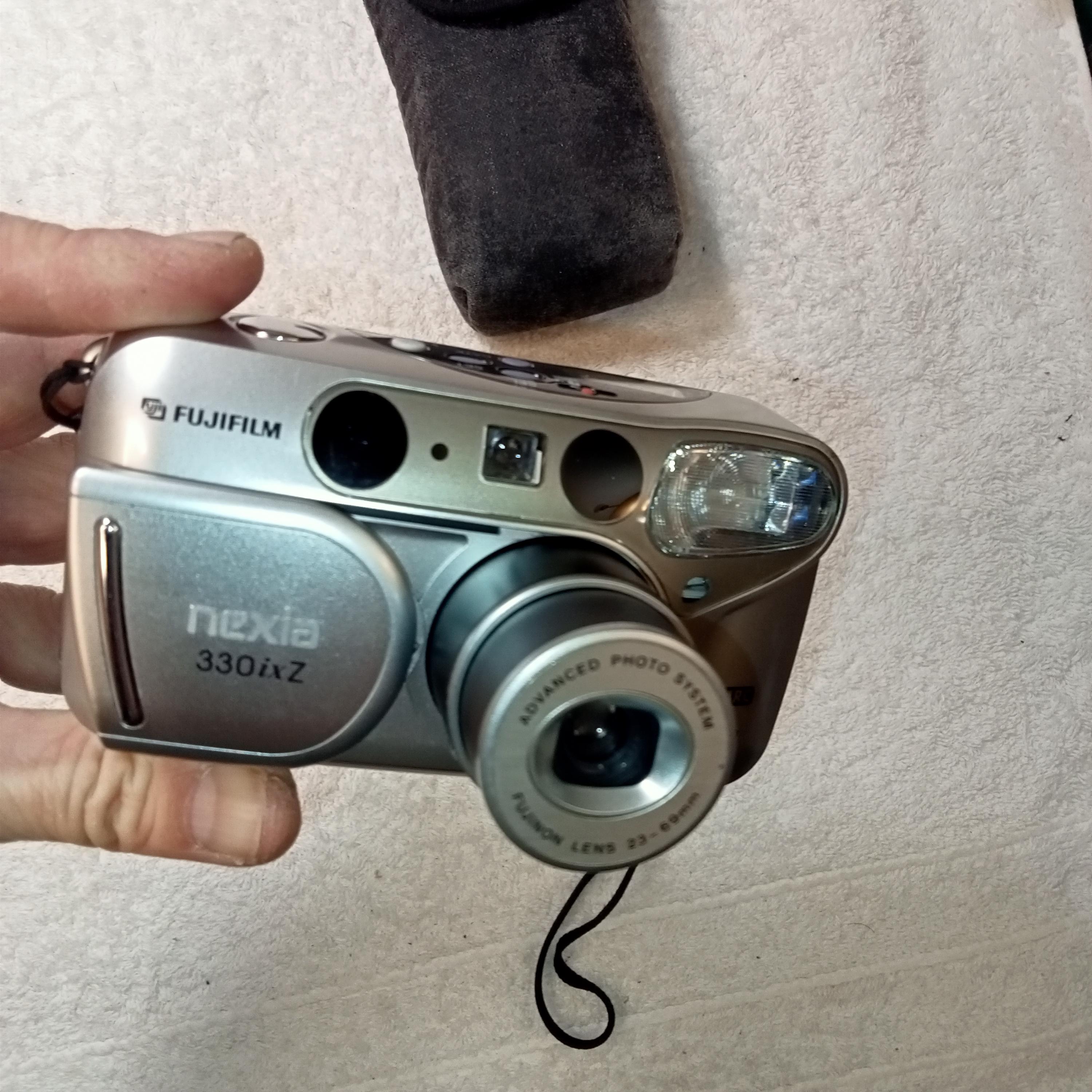 Working APS Film Camera Fujifilm Nexia 330 Ix Zoom,fujinon 23-69mm