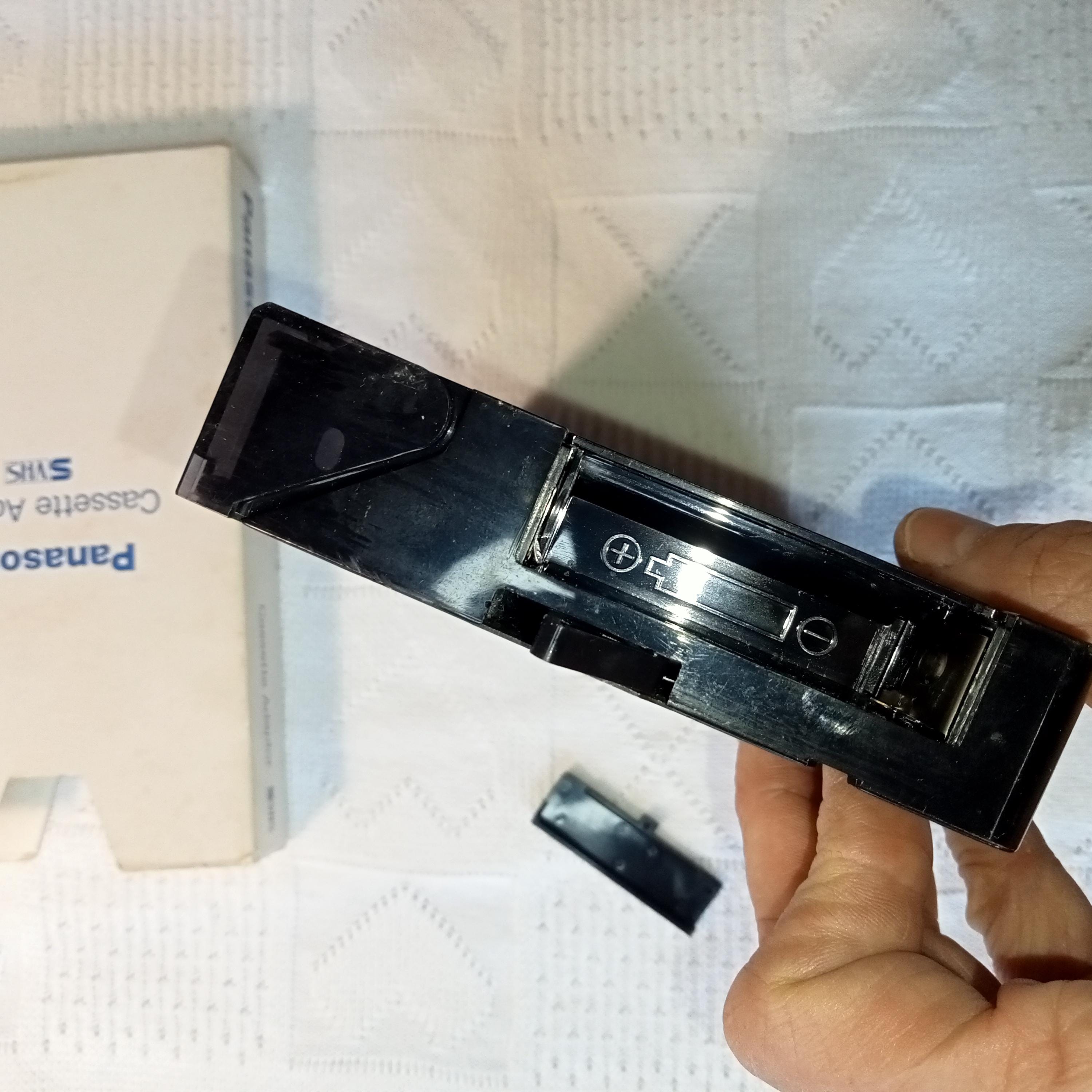 Adapter for Panasonic S VHS VW-TCA7E Cassettes, for VHC Video