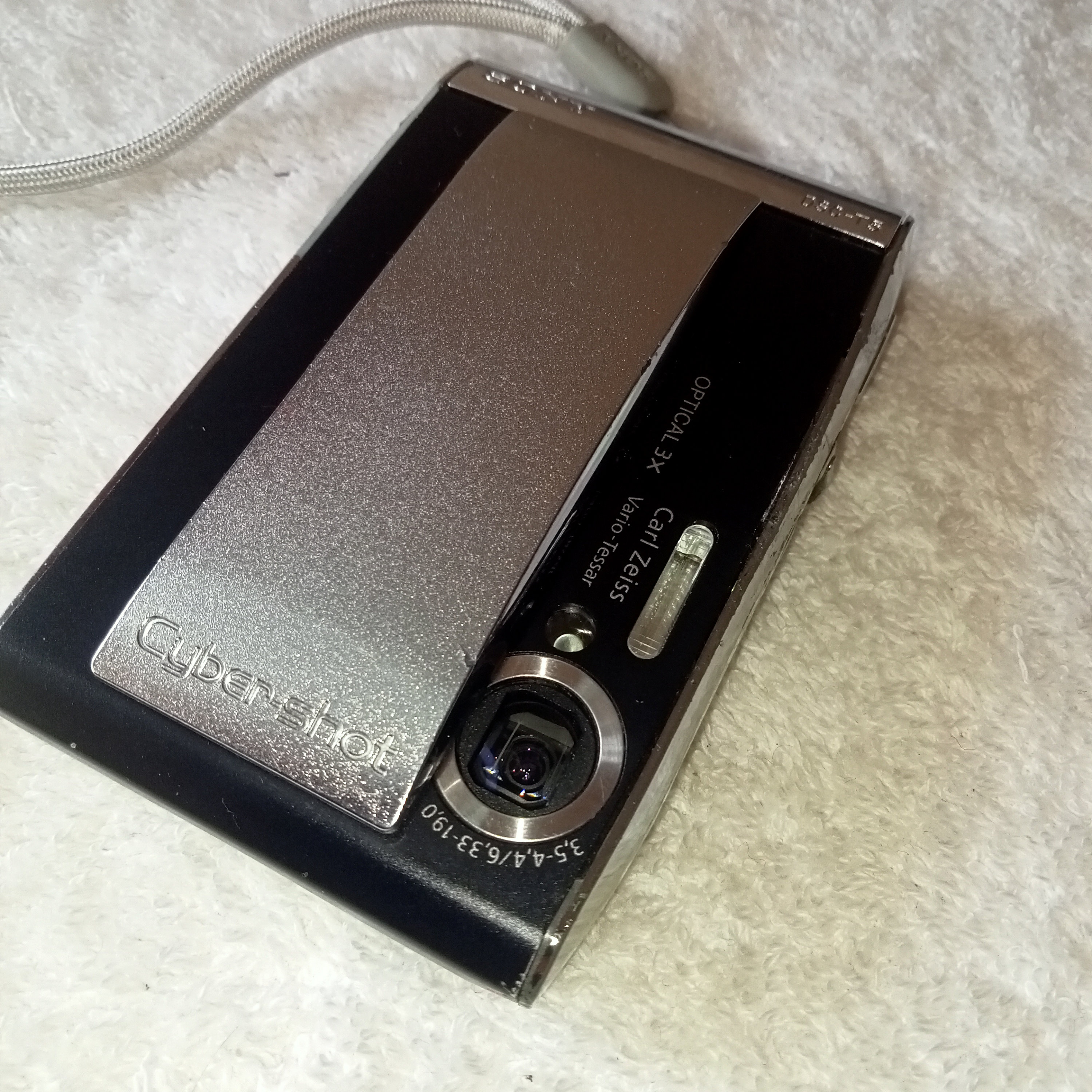 Sony Cyber-shot DSC-T5 5.1MP Digital Camera - Gold for sale