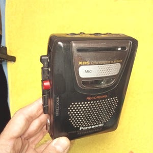 Panasonic RQ-A200 Portable AM/FM Cassette Player/recorder Tested