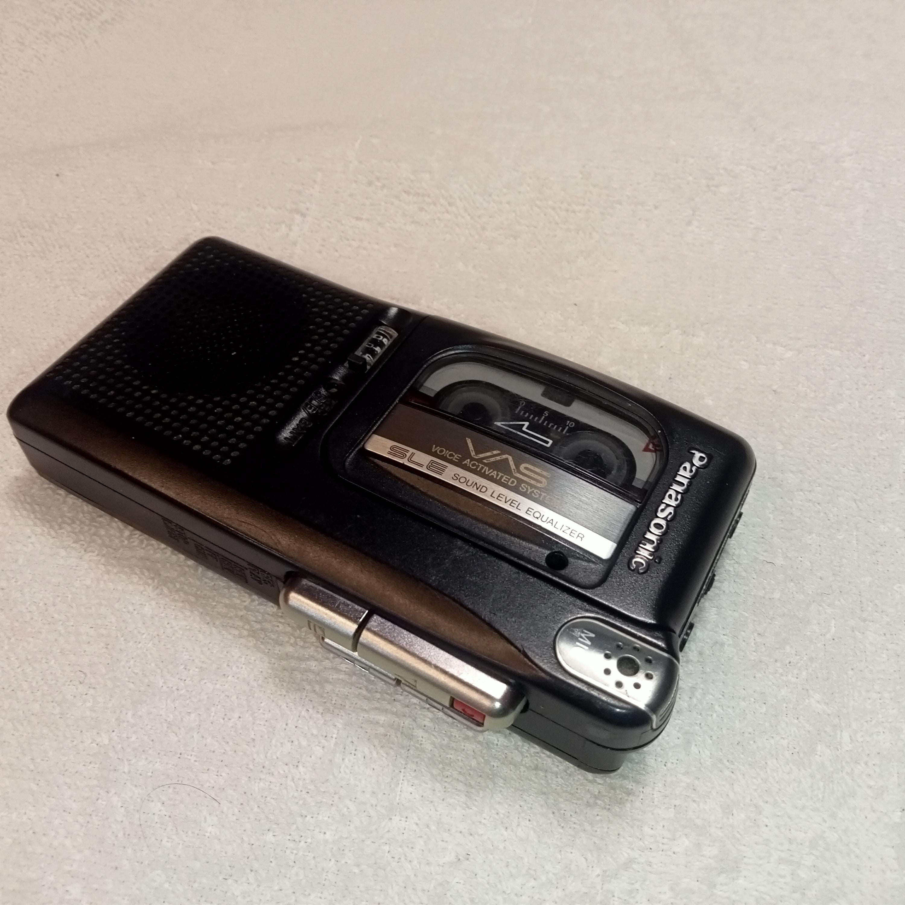 Working Microcassette Tape Recorder Panasonic RN-502, 2 Speeds